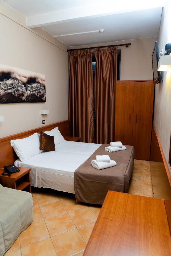 רומא Hotel Cervia מראה חיצוני תמונה