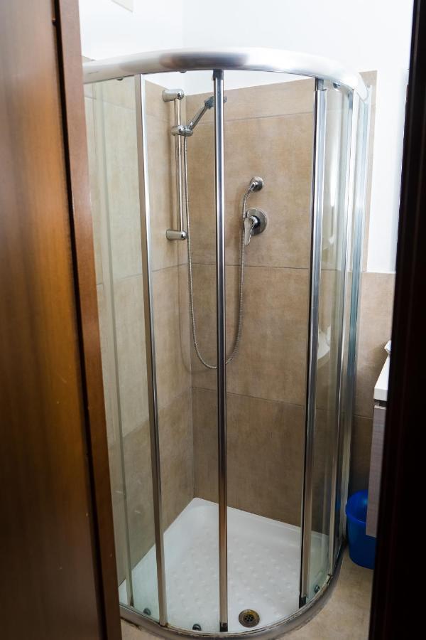 רומא Hotel Cervia מראה חיצוני תמונה