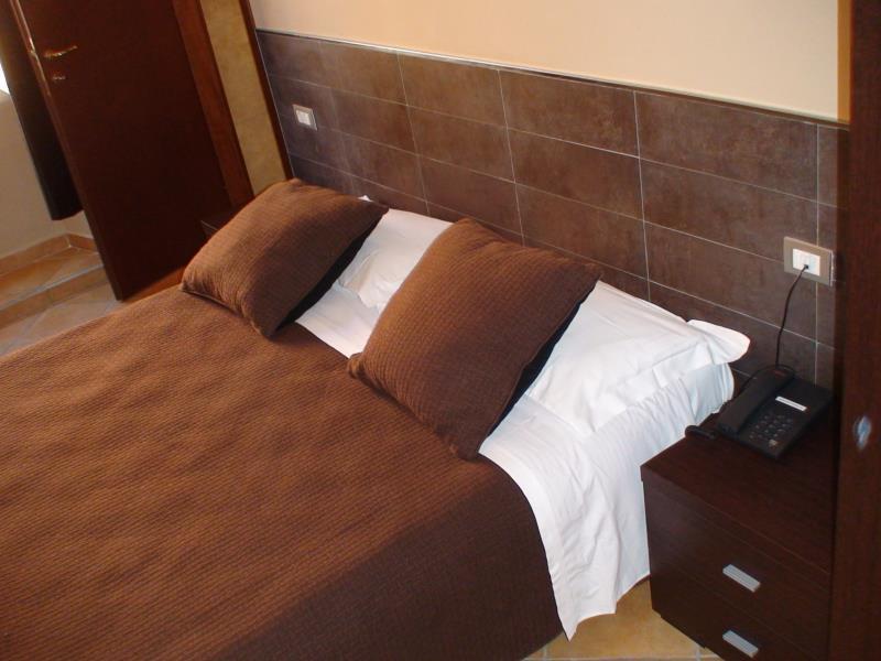 רומא Hotel Cervia מראה חיצוני תמונה